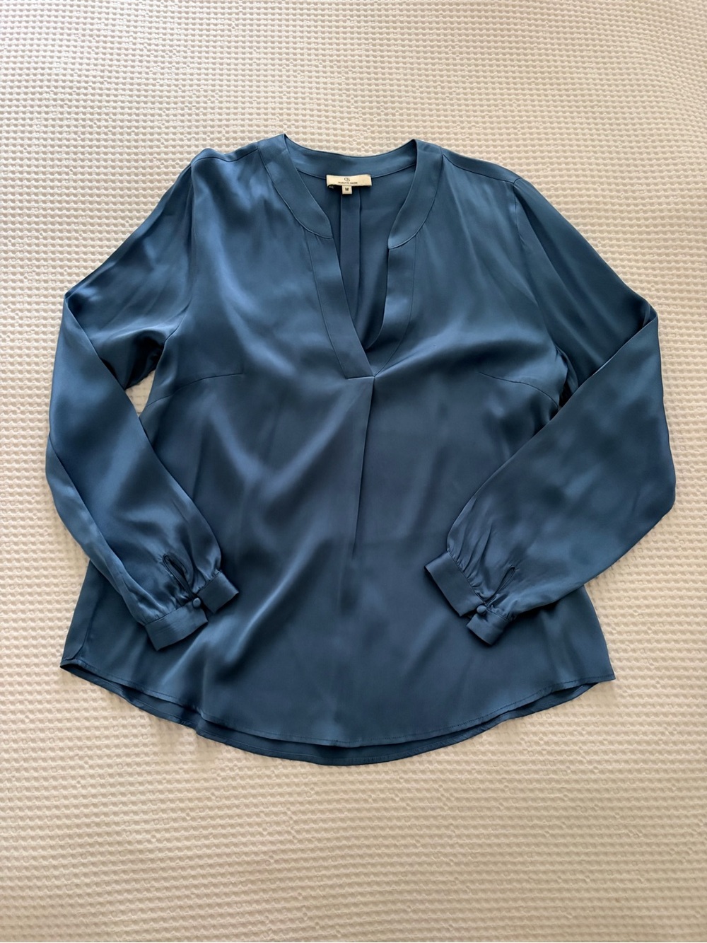 Women's Teal Satin V-Neck Long-Sleeve Blouse